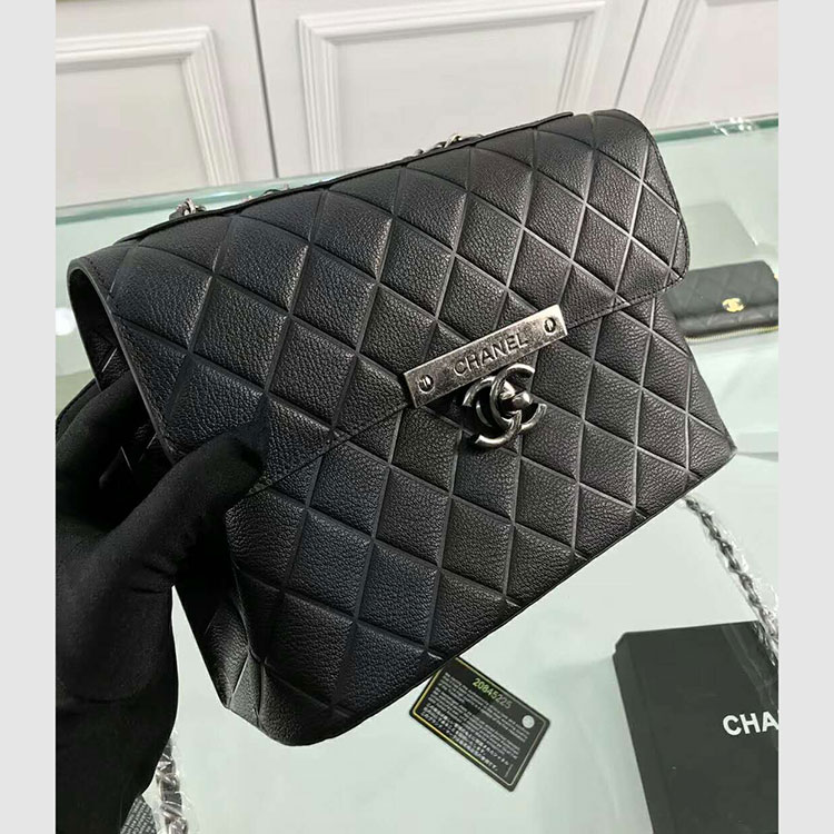 2018 Chanel Clasp Flap Bag in Original leather