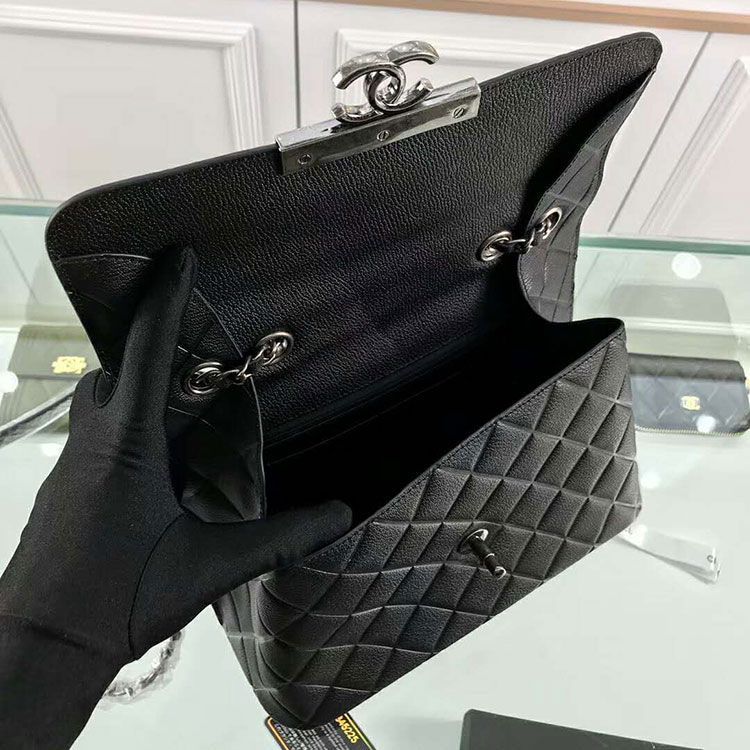 2018 Chanel Clasp Flap Bag in Original leather