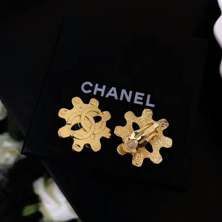 2018 Chanel Clip-on Earrings