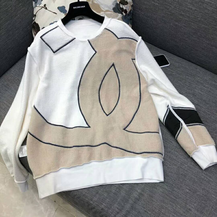 2018 Chanel Clothes