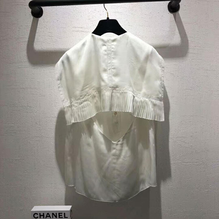 2018 Chanel Clothes