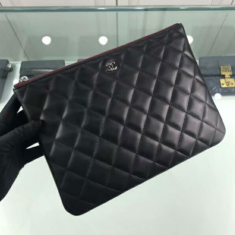 2018 Chanel Clutch