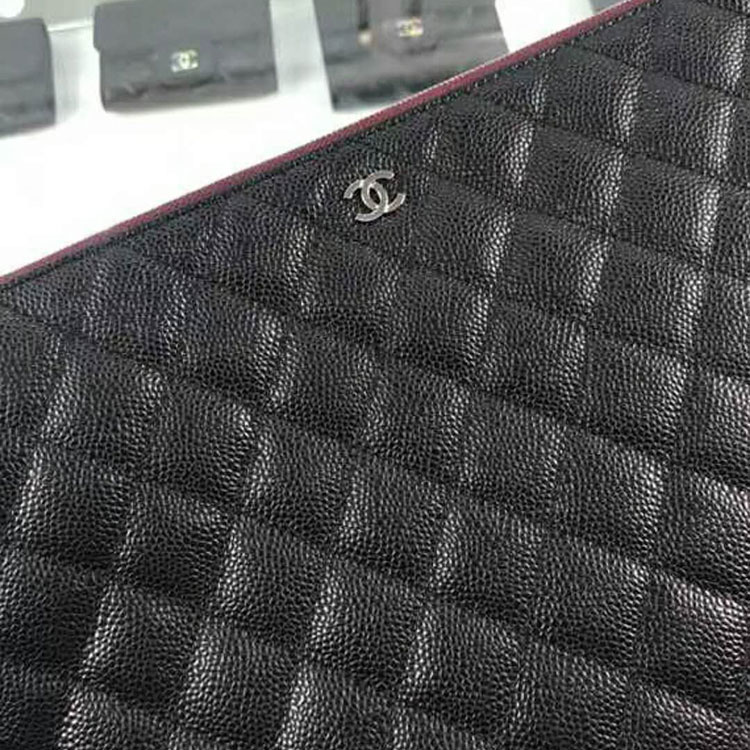 2018 Chanel Clutch