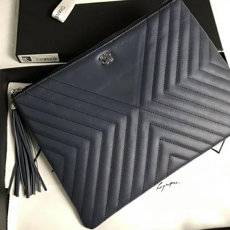 2018 Chanel Clutch Original Lambskin Leather