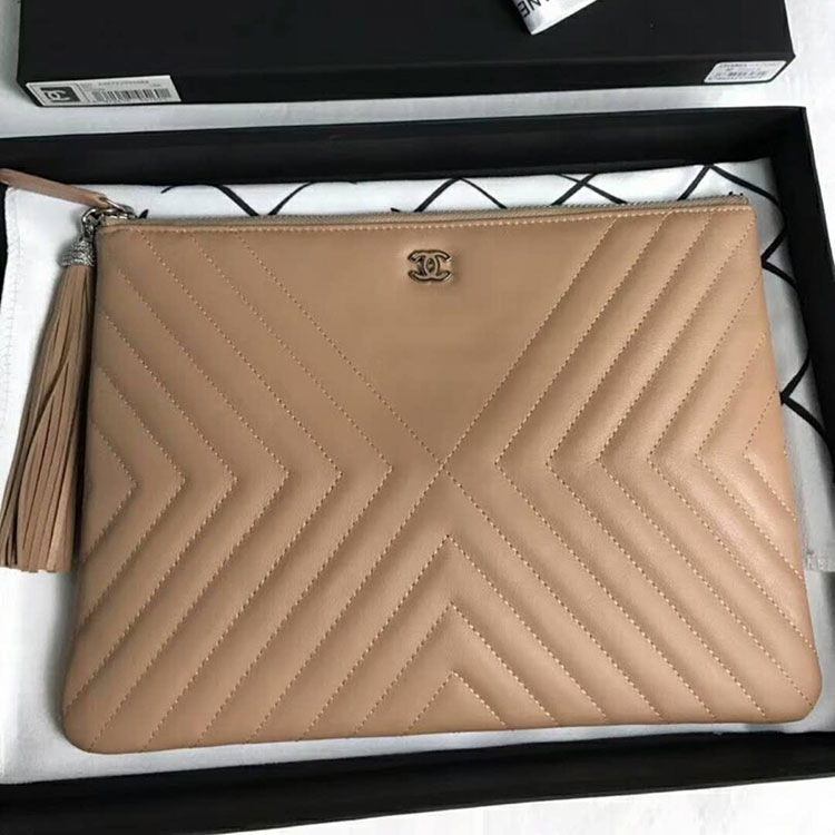 2018 Chanel Clutch Original Lambskin Leather