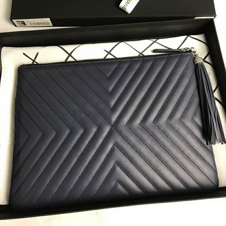 2018 Chanel Clutch Original Lambskin Leather