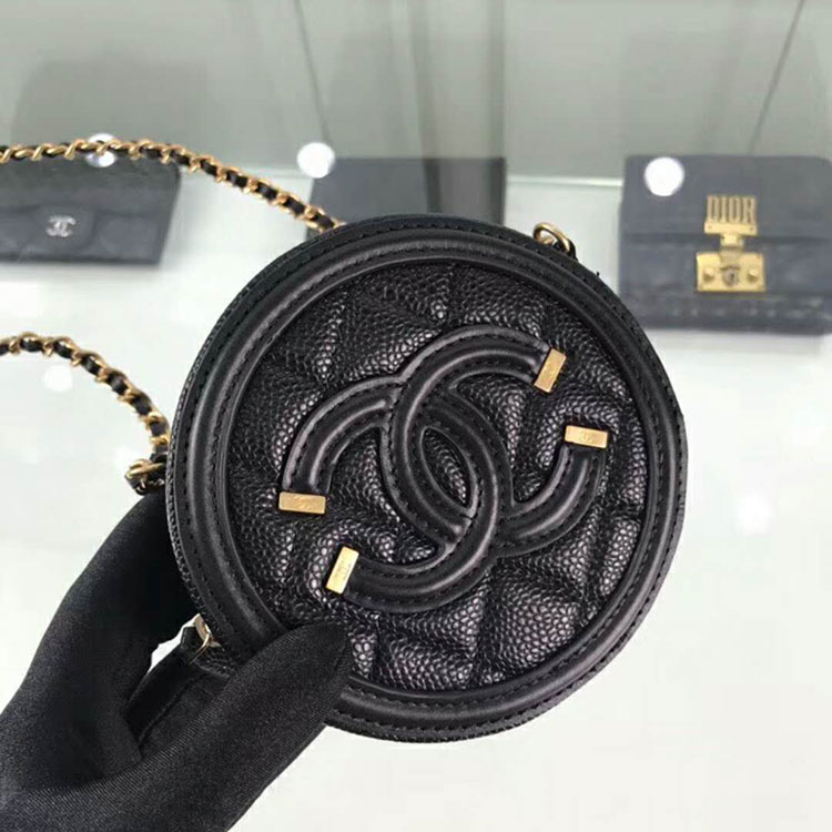 2018 Chanel Clutch with Chain