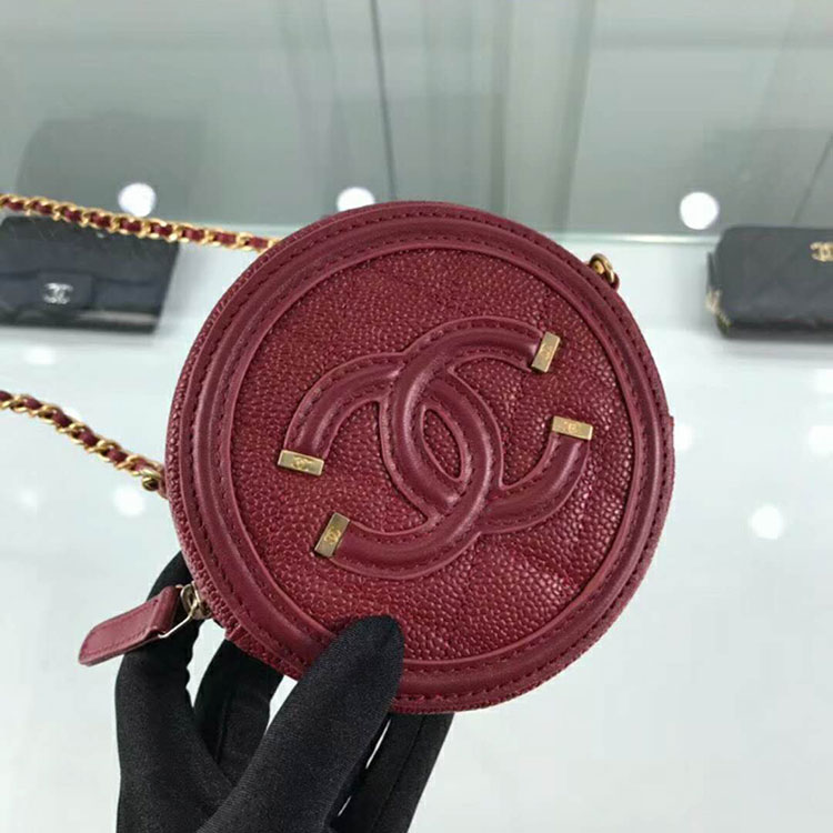 2018 Chanel Clutch with Chain