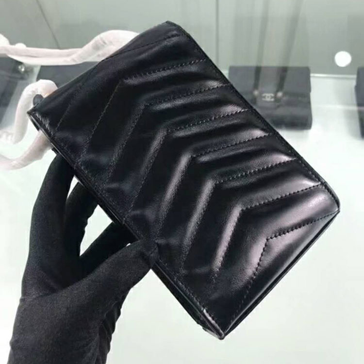 2018 Chanel Clutch with Chain