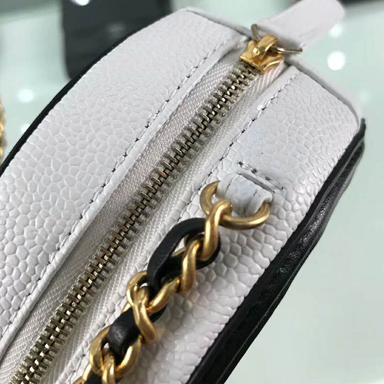 2018 Chanel Clutch with Chain