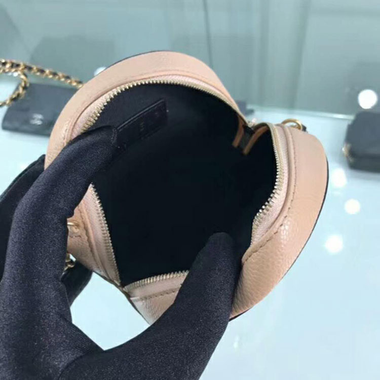 2018 Chanel Clutch with Chain