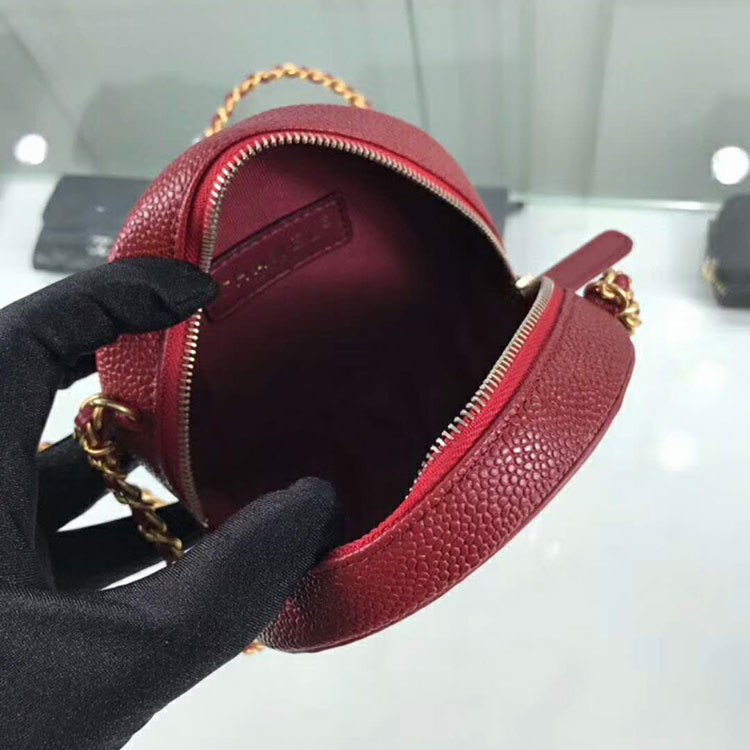 2018 Chanel Clutch with Chain