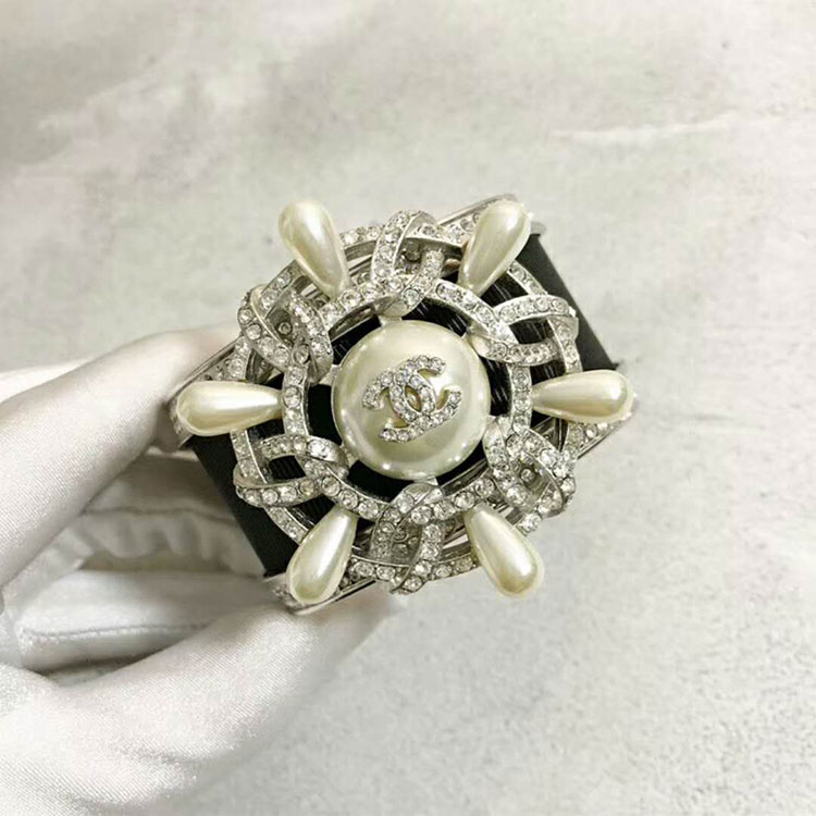 2018 Chanel Cuff