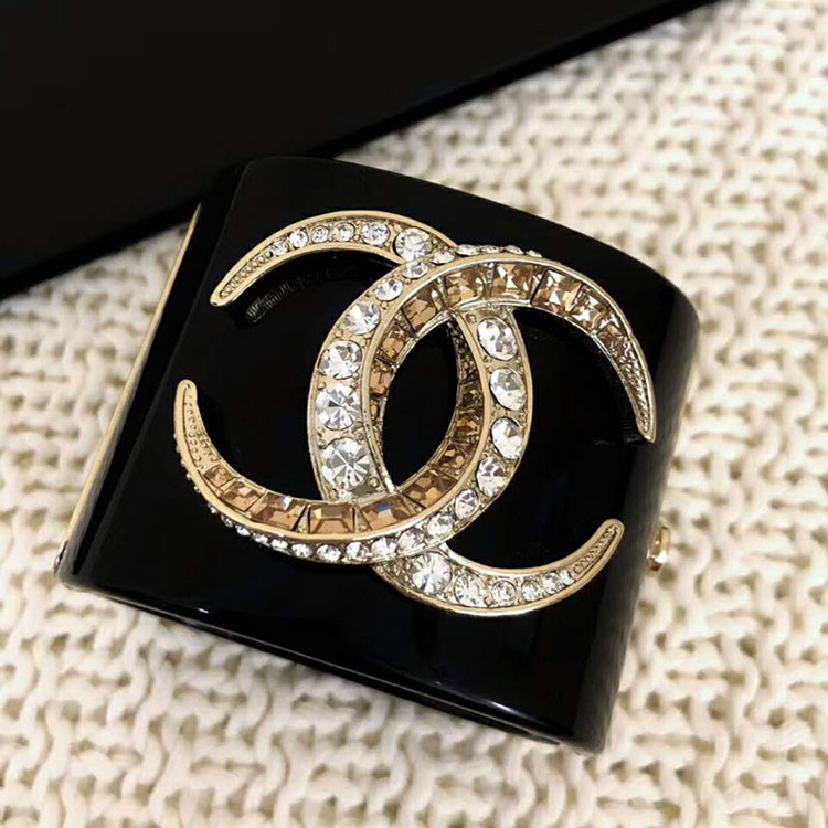 2018 Chanel Cuff