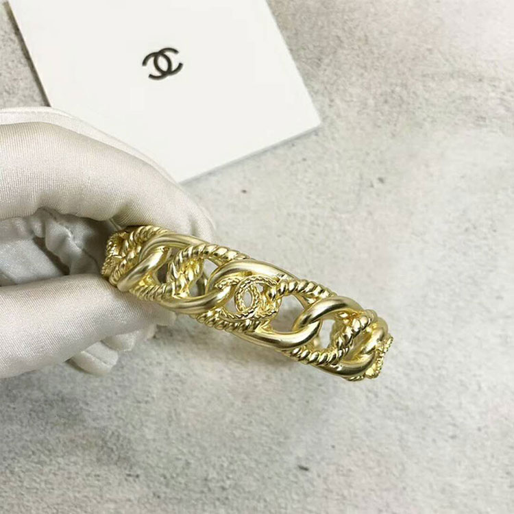 2018 Chanel Cuff