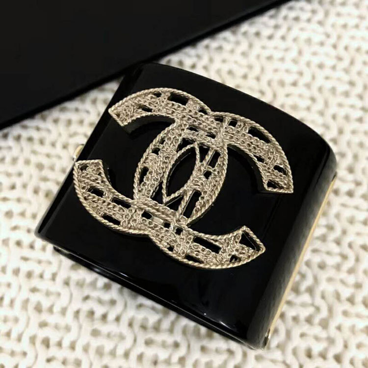 2018 Chanel Cuff