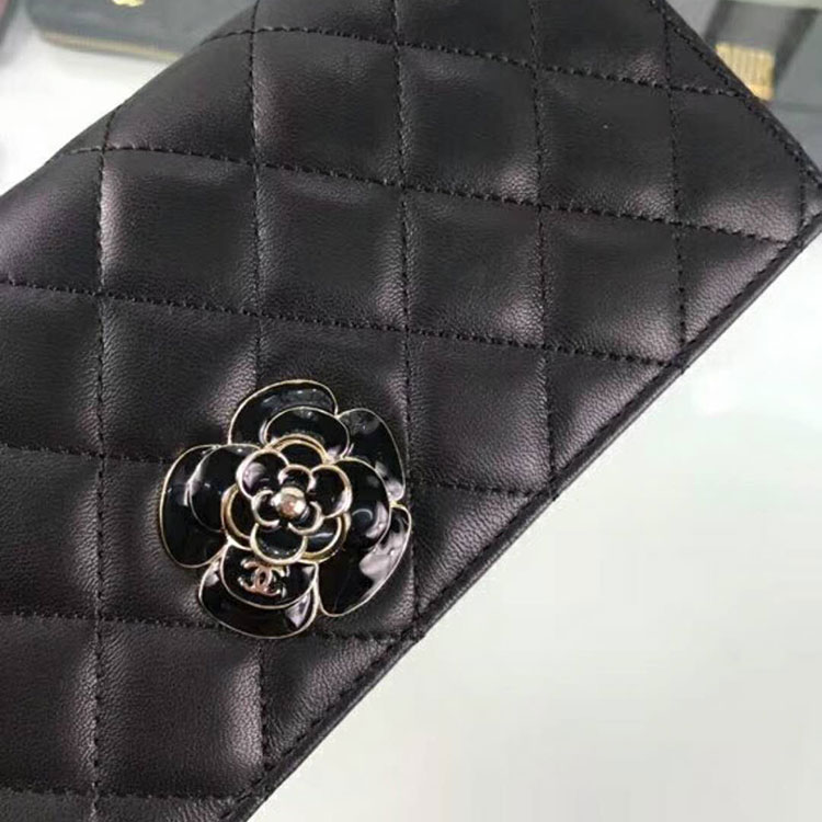 2018 Chanel Dinner chain bag