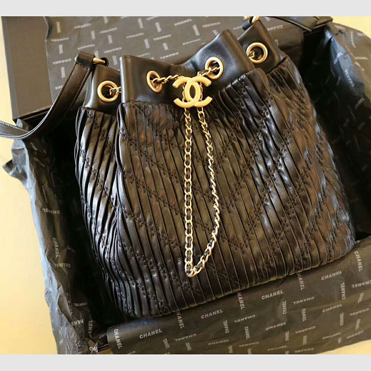 2018 Chanel Drawstring bag Original Leather