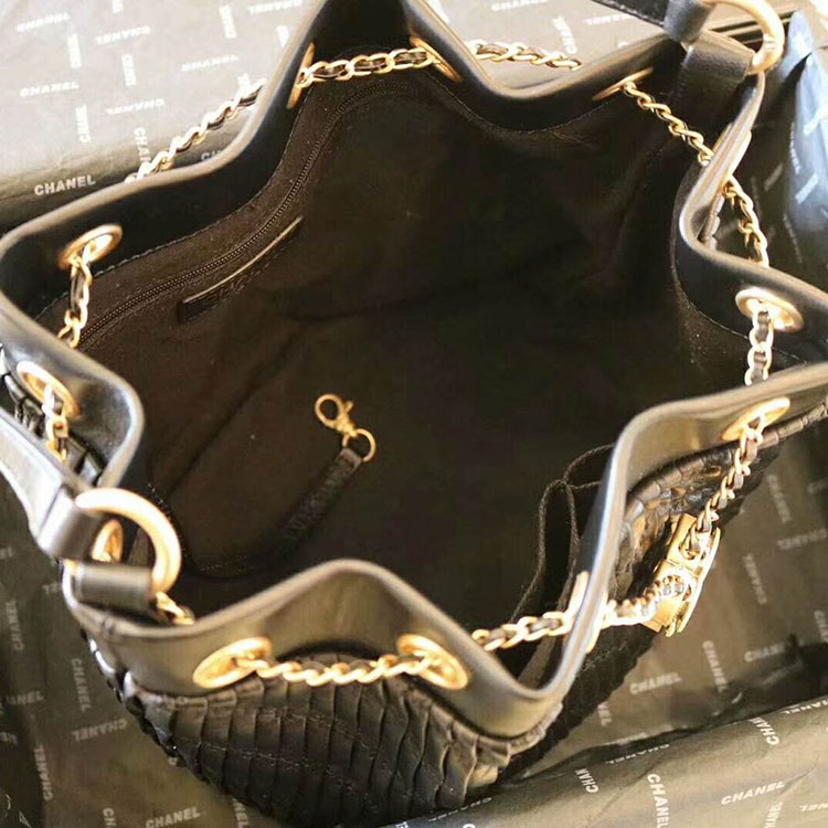 2018 Chanel Drawstring bag Original Leather