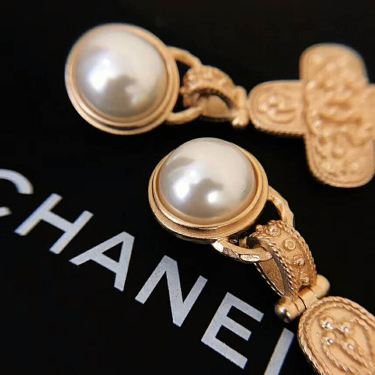 2018 Chanel Earrings