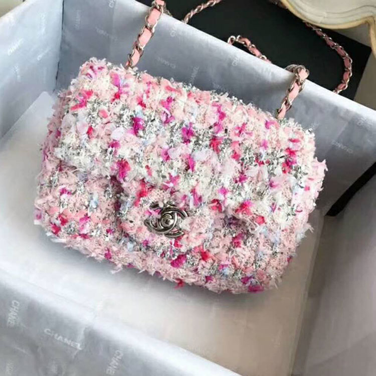 2018 Chanel Flag bag