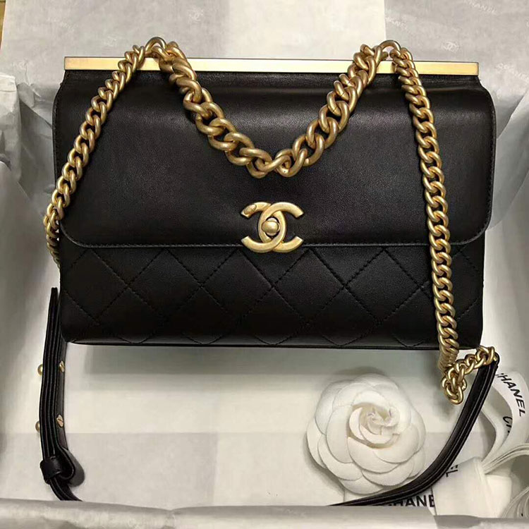 2018 Chanel Flag bag