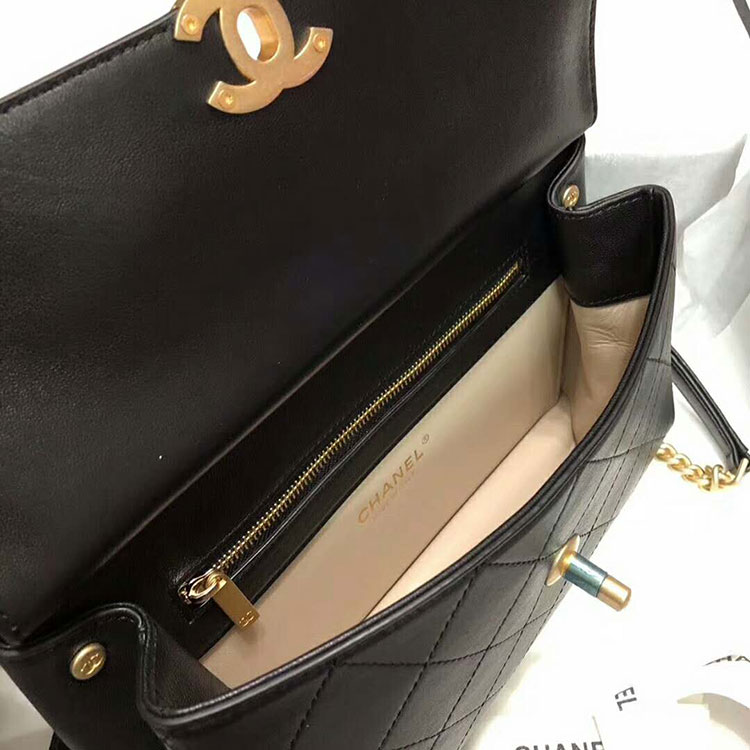 2018 Chanel Flag bag