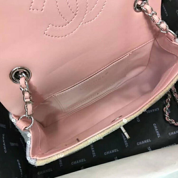 2018 Chanel Flag bag