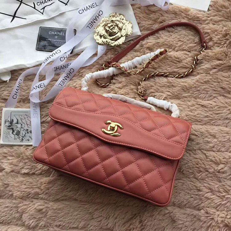 2018 Chanel Flap Bag in Original Lambskin leather