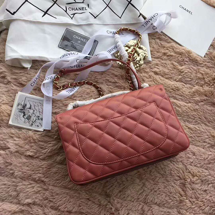 2018 Chanel Flap Bag in Original Lambskin leather