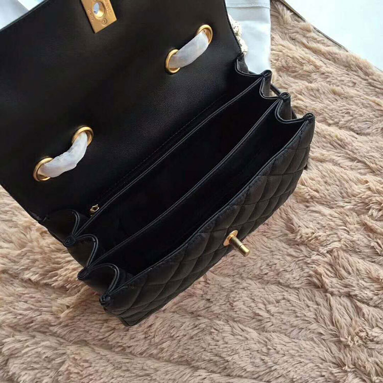 2018 Chanel Flap Bag in Original Lambskin leather