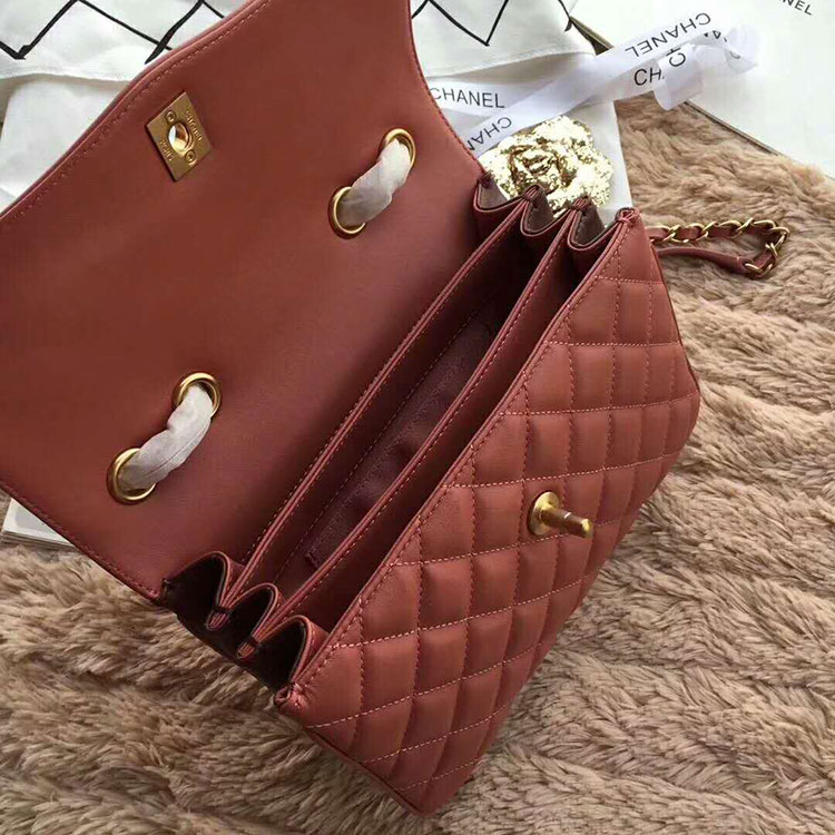 2018 Chanel Flap Bag in Original Lambskin leather