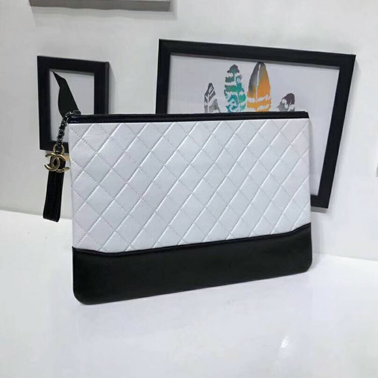 2018 Chanel Gabrielle Pouch Original Calfskin