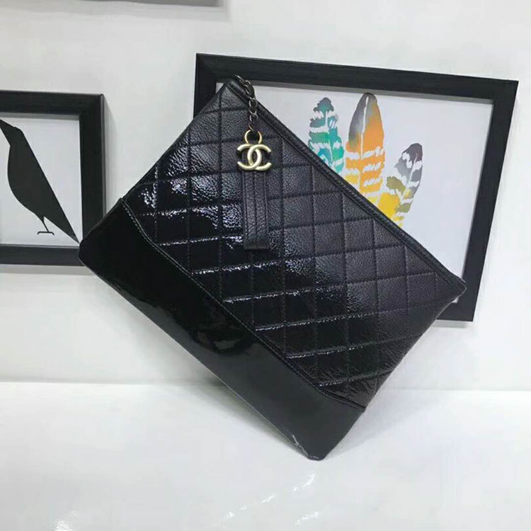 2018 Chanel Gabrielle Pouch Original Calfskin