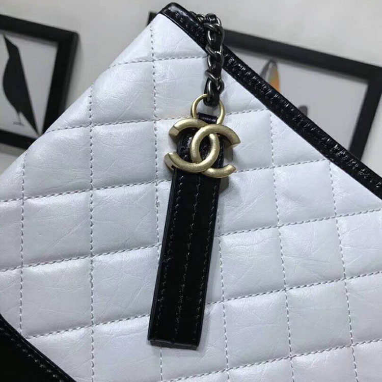 2018 Chanel Gabrielle Pouch Original Calfskin