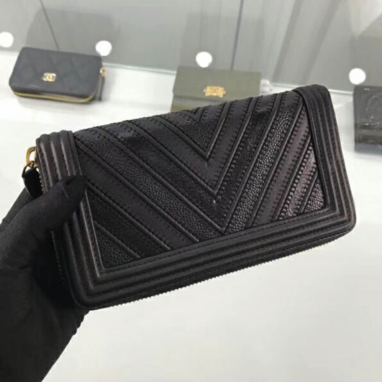 2018 Chanel Matelasse Original Leather Zip Around Wallet