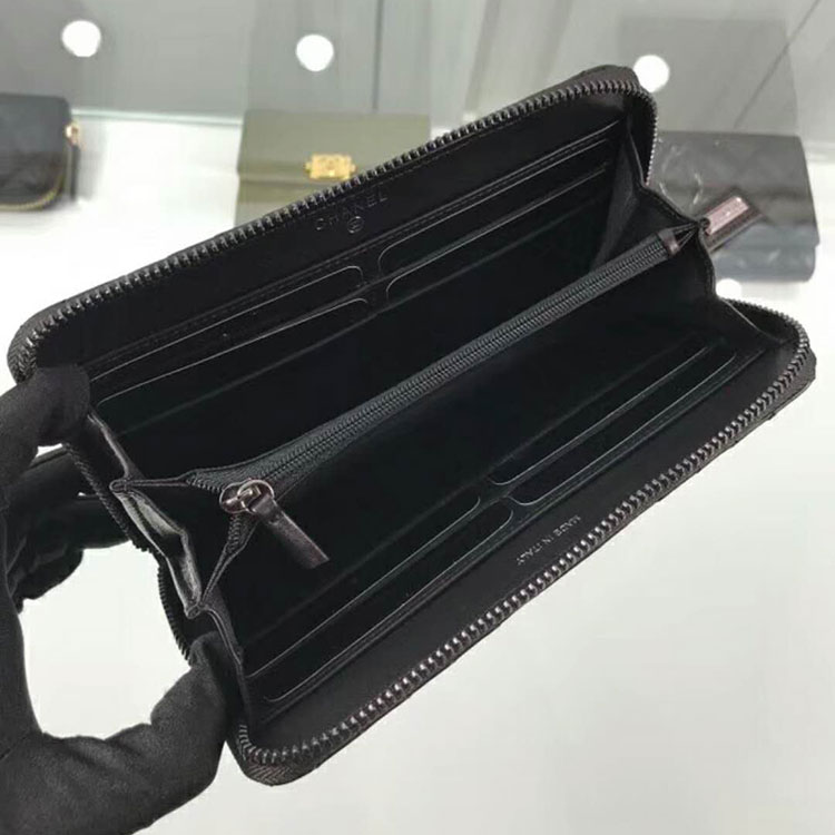 2018 Chanel Matelasse Original Leather Zip Around Wallet