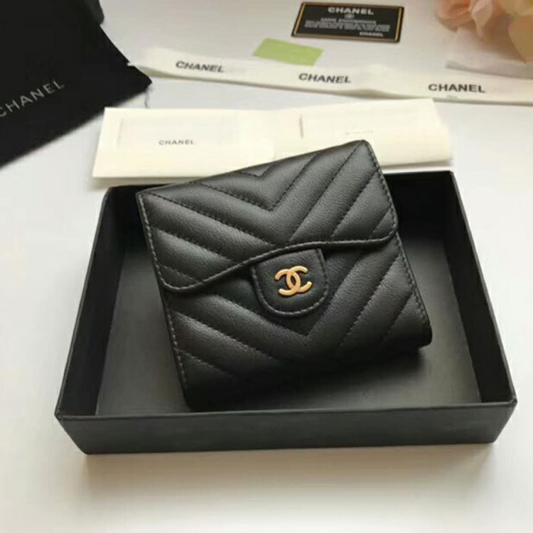 2018 Chanel Matelasse Tri-Fold Wallet