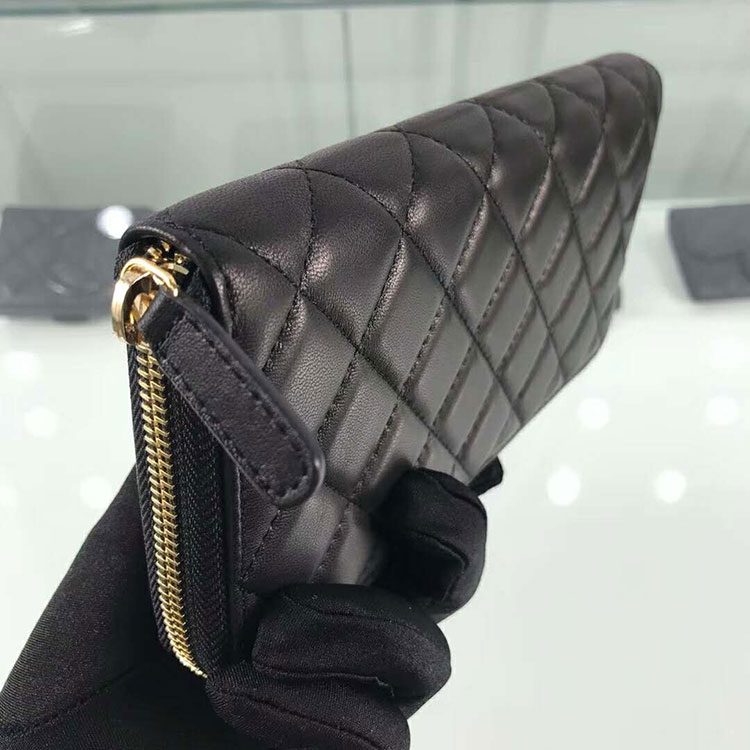 2018 Chanel Matelasse Zip Around Wallet