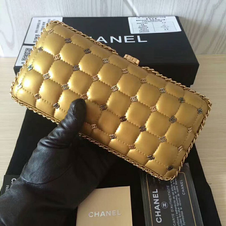 2018 Chanel Minaudiere