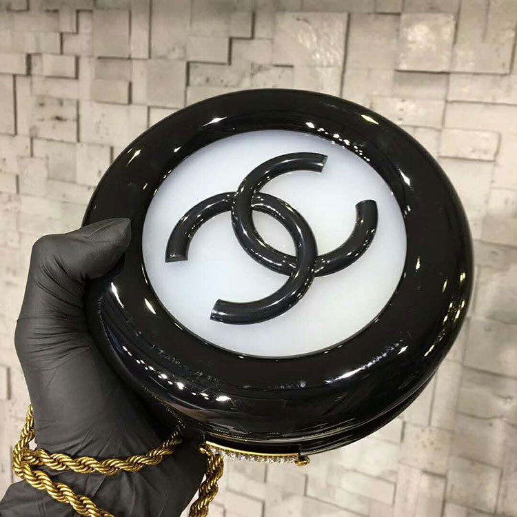 2018 Chanel Minaudiere