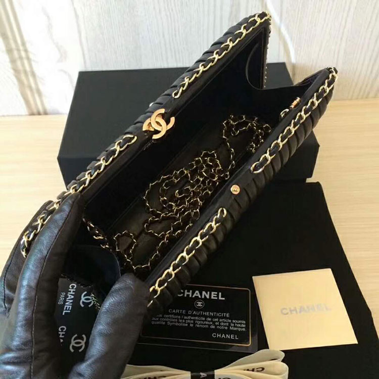 2018 Chanel Minaudiere