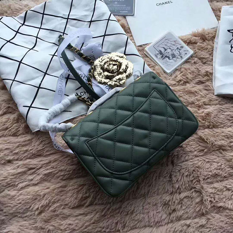 2018 Chanel Mini Flap Bag in Original Lambskin leather