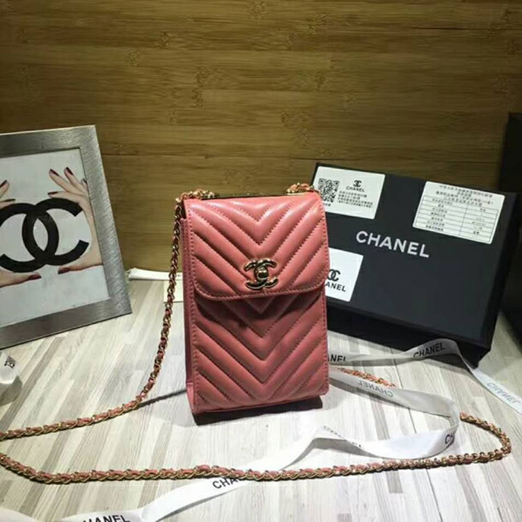 2018 Chanel Mobile phone bag with Chain