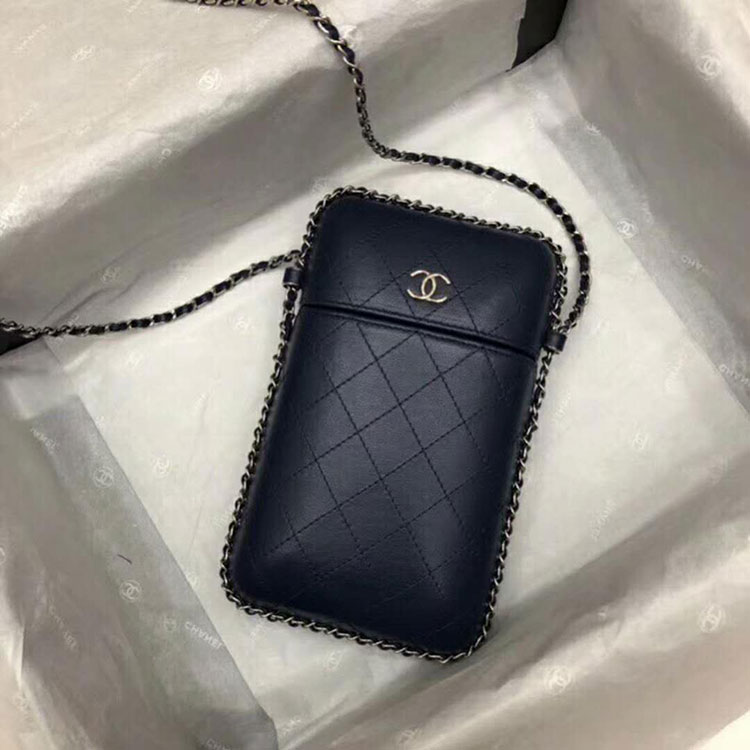 2018 Chanel Mobile phone bag with Chain