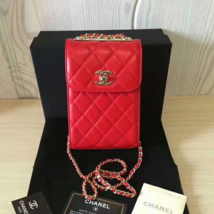 2018 Chanel Mobile phone bag with Chain