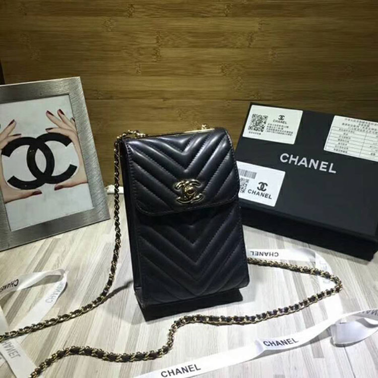 2018 Chanel Mobile phone bag with Chain