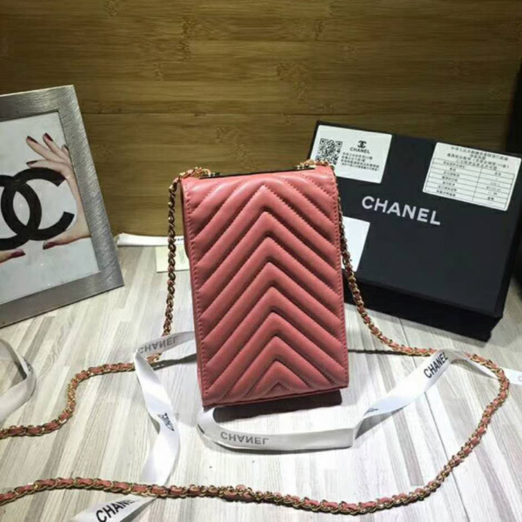 2018 Chanel Mobile phone bag with Chain