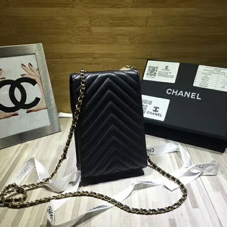 2018 Chanel Mobile phone bag with Chain