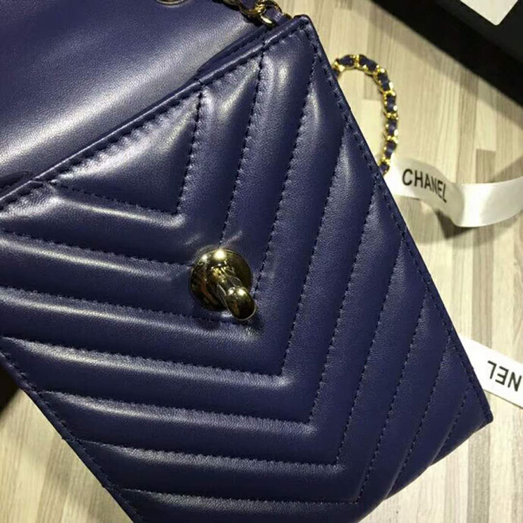 2018 Chanel Mobile phone bag with Chain